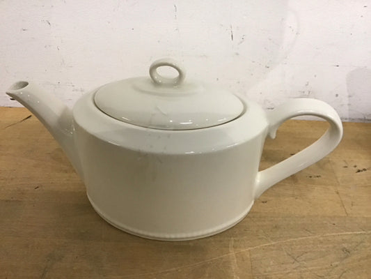 11" White Ceramic Tea Pot