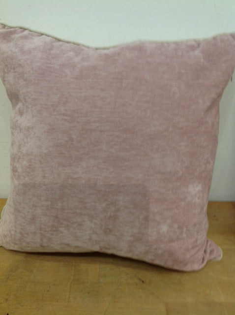 Pillow- 18" Pink Velvet