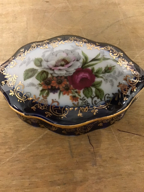 3.5" Limoges Scalloped Cobalt Blue & Gold Trinket Box
