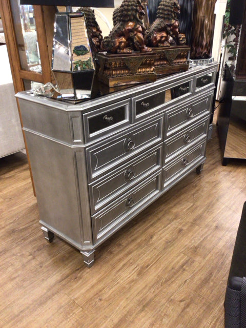 City Furniture Sloane Silver Dresser