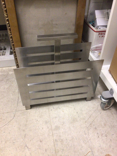 Silver Metal Magezine Rack