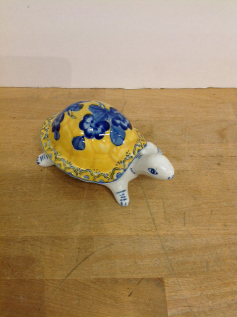 7" Ceramic Turtle Trinket Box