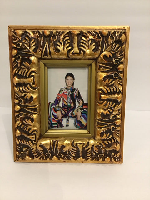 4x6 Elaborate Gold Wood Picture Frame