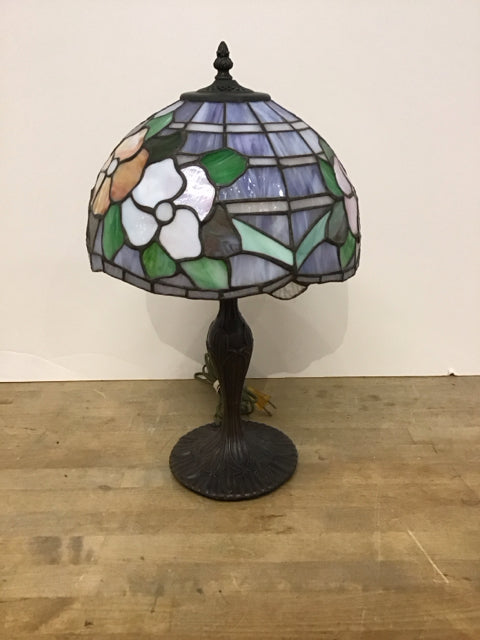 20" Tiffany Style Lamp