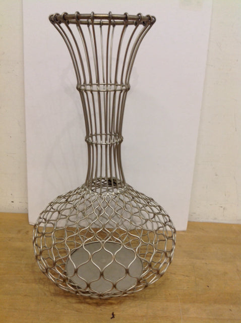 Silver Metal Net Vase