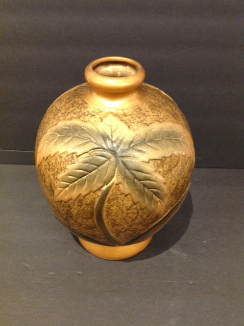 10" Gold Ceramic Vase w/Painted Flowers