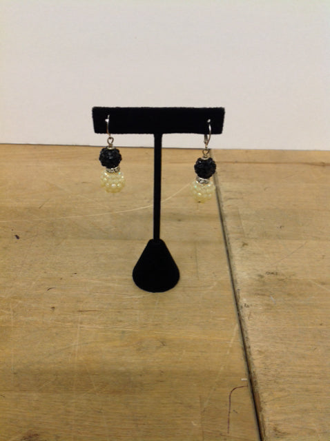 Black & White Beaded Earrings