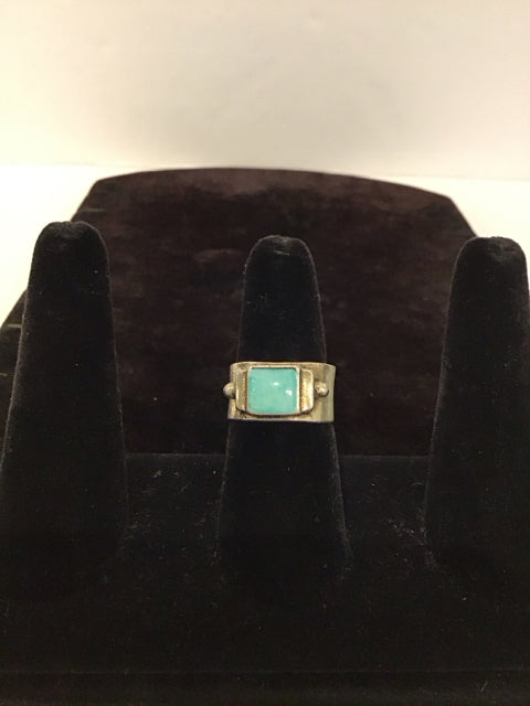Men's Silver Ring w/Turquoise Bezel Setting