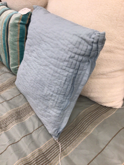 17 " Light Blue Pleated Pillow