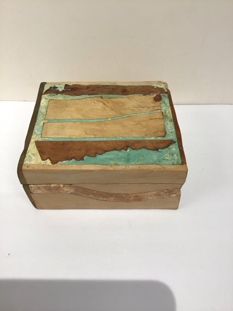7x6.5 Wood Box w/Aqua Highlights