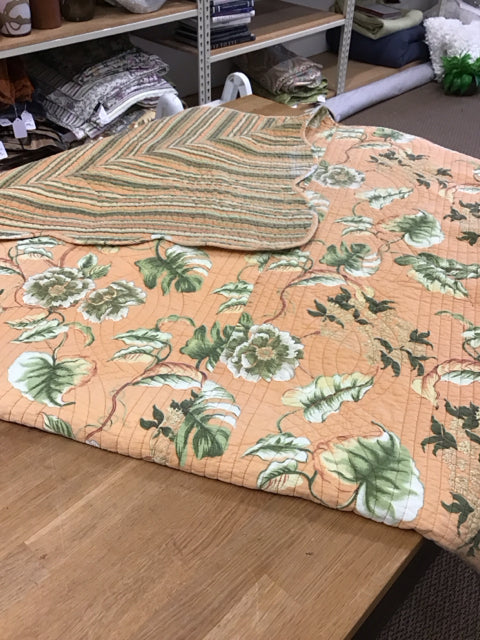 QUEEN TB Quilted Orange w/Florals Bedspread
