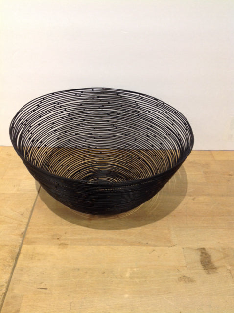 12" Black Metal Wire Bowl