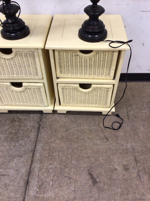 Wood End Table W/2 Wicker Baskets