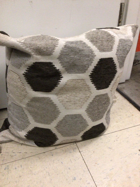 Octagon Pattern Pillow