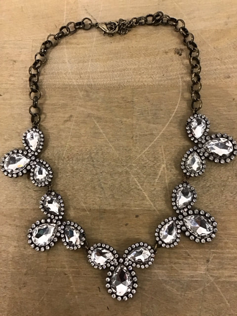 Crystal Teardrop Antique Gold Necklace