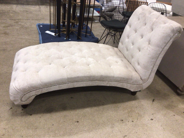 Cream Fabric Tufted Chaise