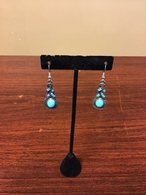 Vintage Style Dangle Turquoise Earrings