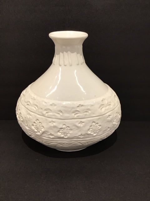 14" White Ceramic Vase w/Floral Design