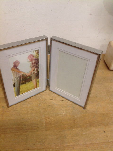 Photo Frame- Double 3" X 5" Silver