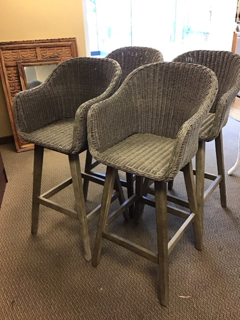 Set/4 Grey Wicker Benton Ridge Bar Stools