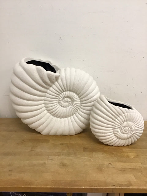 Set Of 2 White Nautilus Shell Sculptures/Vase