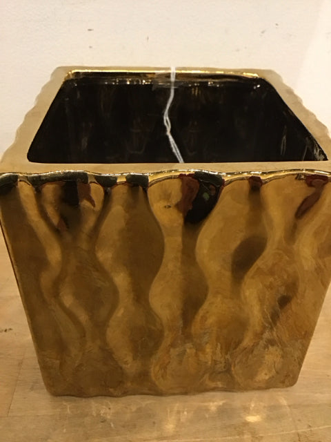 Gold Planter/Vase