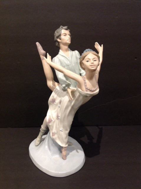13" NAO Porcelain Ballet Dancers