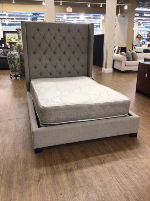 Grey Button Tufted Full Upholstered Bed
