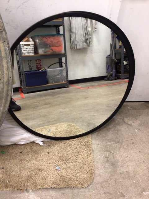 34" Round Mirror