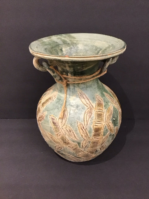10" Pottery Vase w/Bamboo Design