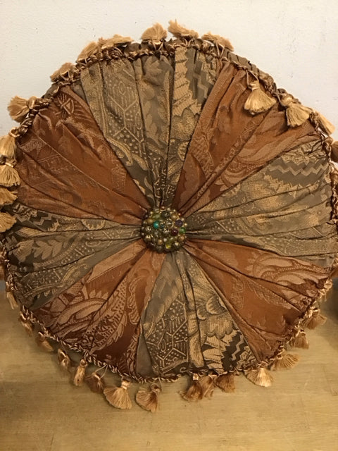 14" Round Tassled Tapestry Round Pillows