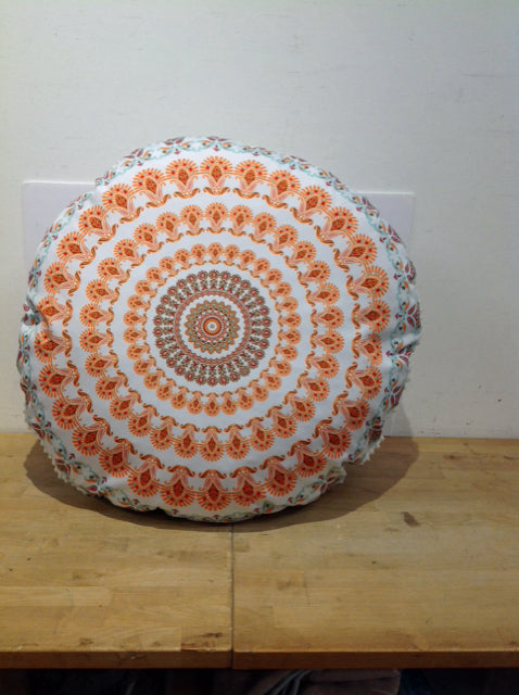 27" Rd Pillow w/Multi-Colored Medallions