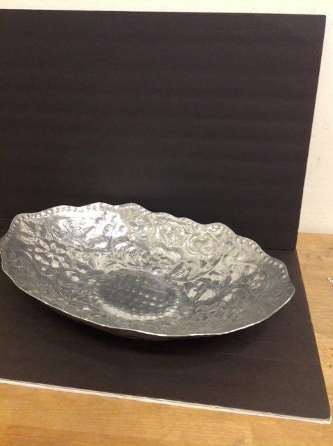 23x15 Decorative Hammered Metal Bowl