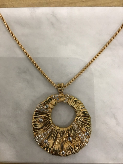 Gold & Rhinestone Pendant Necklace