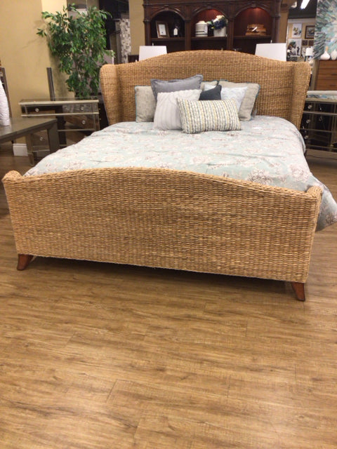 Woven Winged King Bed