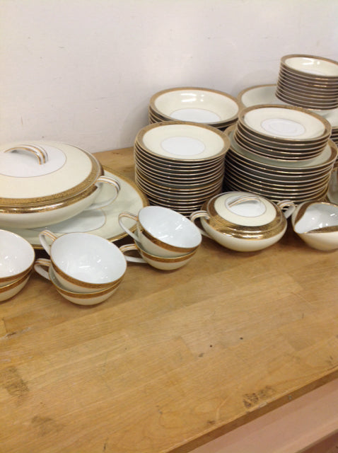 Noritake Goldkin 6 Pps For 8 +++