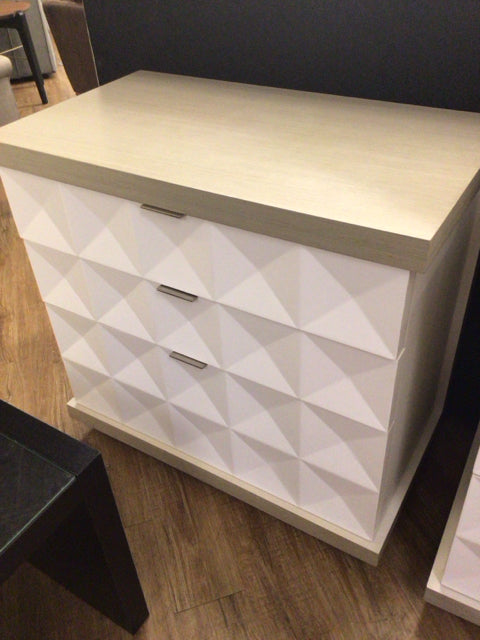 33.63" X 19" X 32.13" Bernhardt Axiom Nightstand