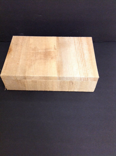 6.5"x10" Woven Wood Box