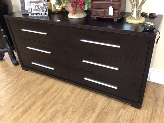 71" X 20 1/2" Six Drawer Black Dresser