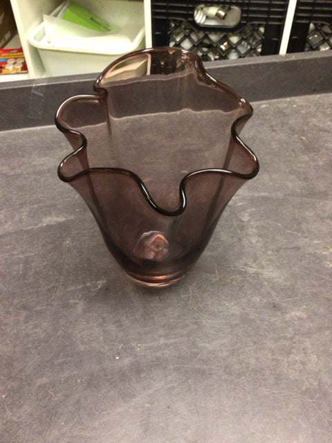 8 1/4" Light Purple Scalloped Rim Vase