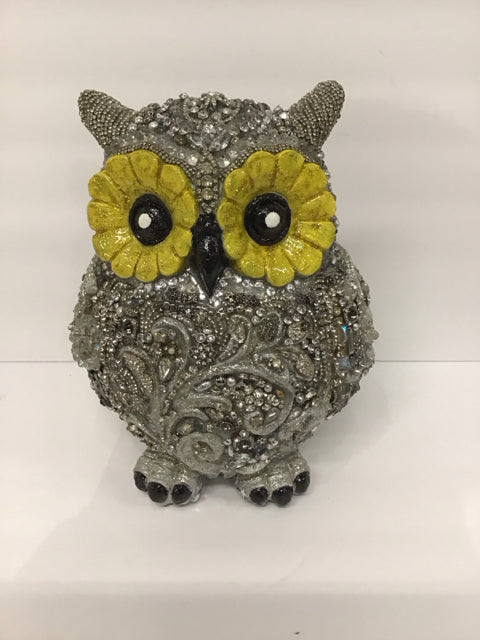 11x6 Owl "Flutter" By Susan David