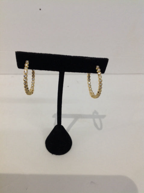 Yurman Style Med Gold Hoop In/Out Stones Earrings