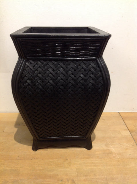 Planter- 17" Black Rattan