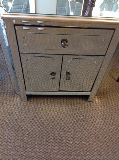 Nightstand- Silver Mirrored 1 Drawer