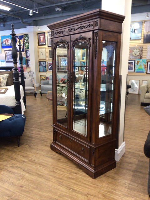 Broyhill Wood & Glass One Drawer Curio Cabinet