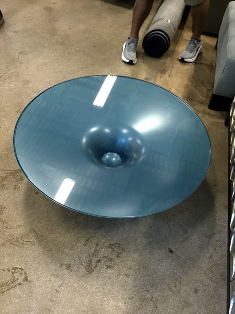 Roche Bobois Ovni Up Coffee Table AS-IS Slight Scratches on Glass