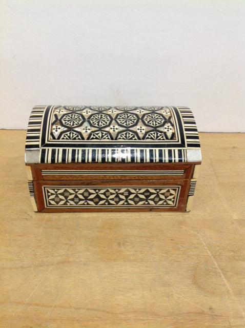 5"x3" Wood Mother of Pearl Box