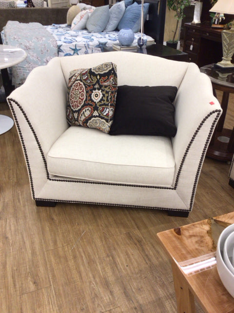 Bernhardt Camel Fabric Arm Chair W/2 Pillows