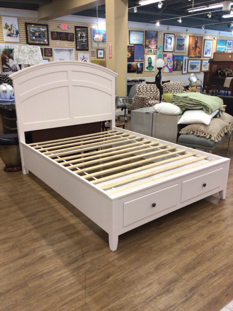 White Queen Storage Bed