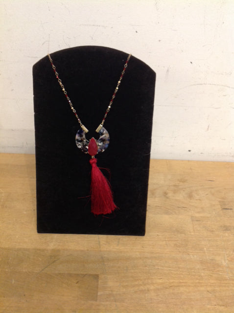 Red Tassel w/Beads Necklace